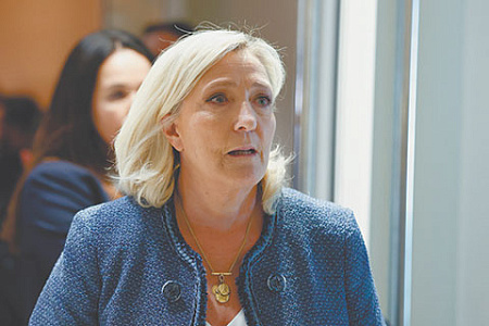 франция, политика, апелляционный суд, марин ле пен, растрата средств, президентские выборы