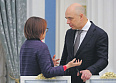 Бюджетные средства уходят на бесполезную <b>скупку</b> валюты