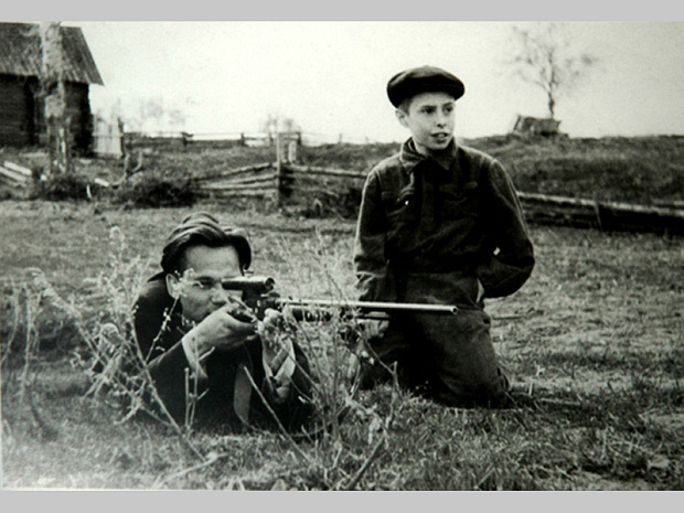 Россия, Калашников,