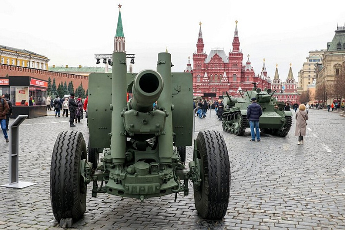 россия, москва, красная площадь, город живых историй, экспозиция, история, парад