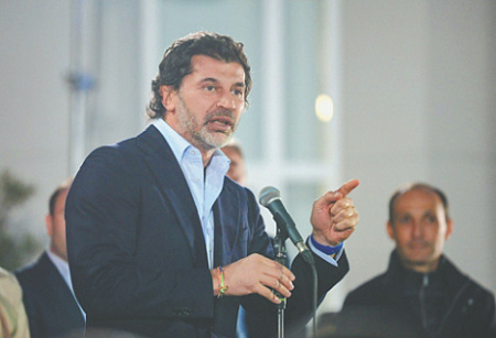 грузинская мечта, элитный жилой ккомплекс, башня трампа, грузинская оппозиция, критика