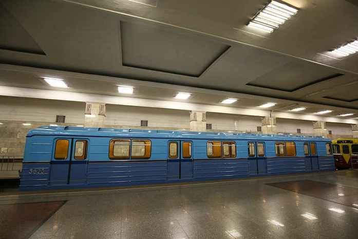 москва, метро, парад, выставка, день рождения