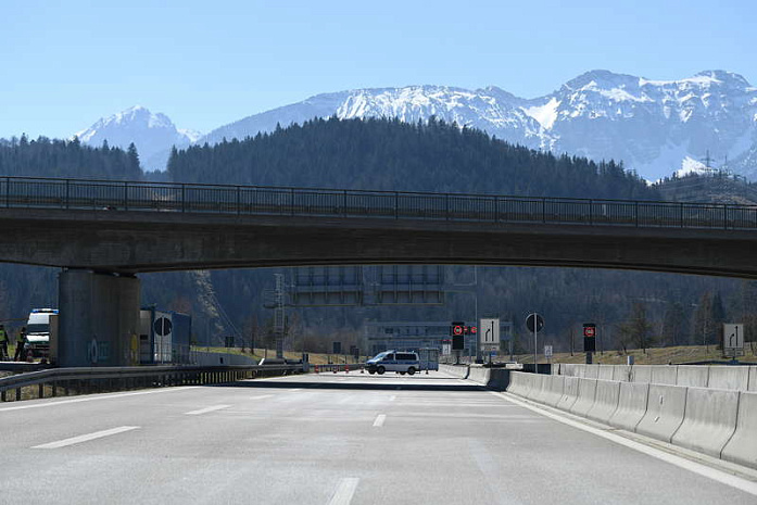 германия, автобан, перекрытие, коронавирус, covid-19