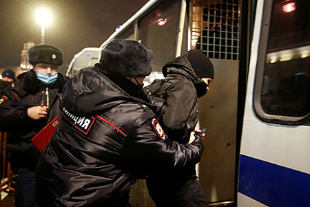 навальный, соболь, внесистемная оппозиция, несанкционированная акция, сетевые ресурсы, штраф, роскомандзор