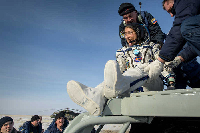 союз МС-13, приземление