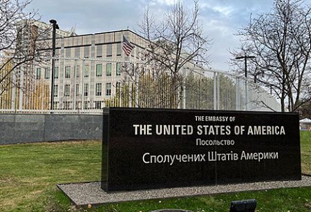украина, киев, иностранные посольства, обстрелы, дрон, румыния, иран, сша, венгрия, деорбанизация, белый дом, угрозы, куба
