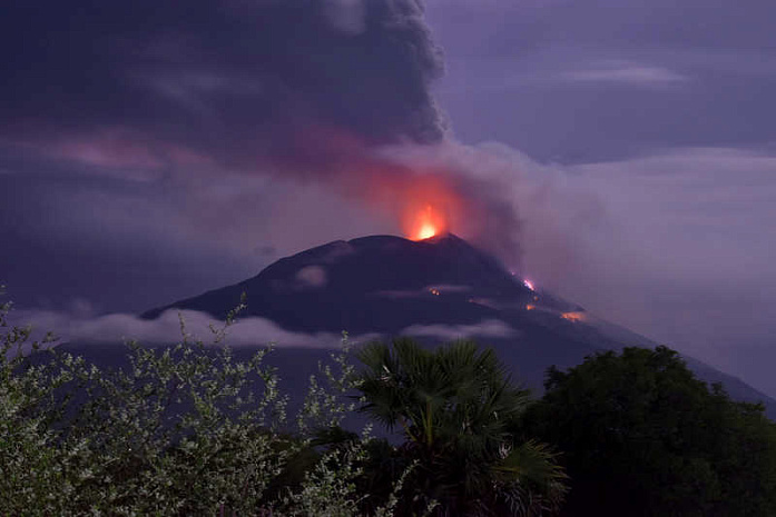 индонезия, вулканы, извержение