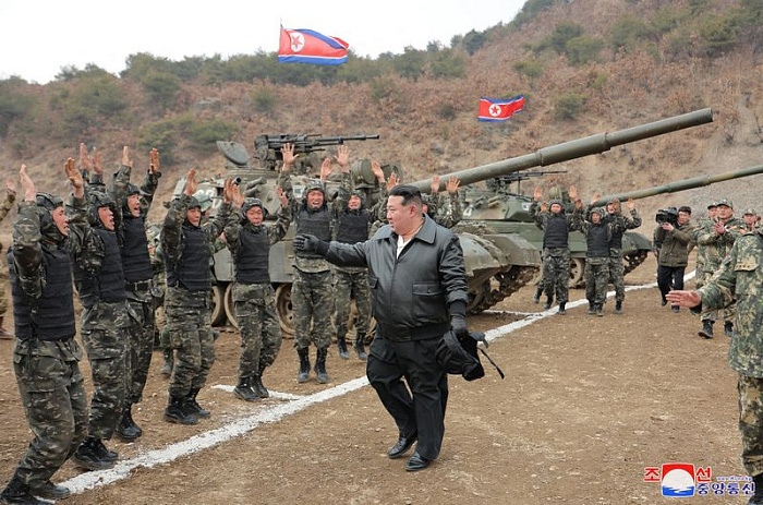 северная корея, кндр, армия, танки, учения, ким чен ын