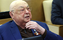 Депутату Государственной думы РФ Владимиру Ресину - 90 лет
