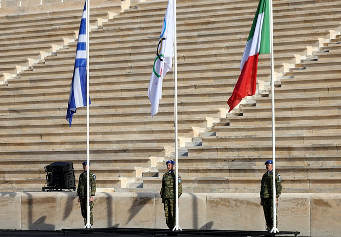 италия, греция, олимпиада, огонь, передача