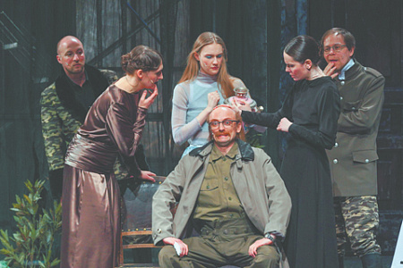 театр на таганке, три сестры долой уныние, премьера, саша золотовицкий, драма бездействия, рецензия