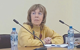 Писатель жертвует жанром