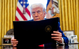 Трамп продлил на год санкции против России...