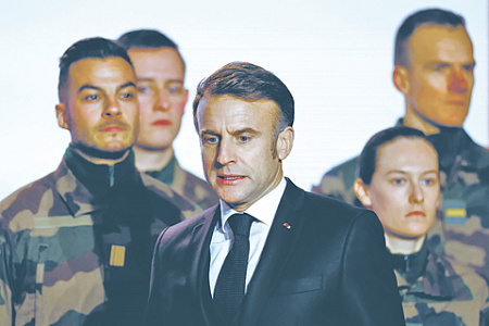 франция, макрон, добровольная военная служба