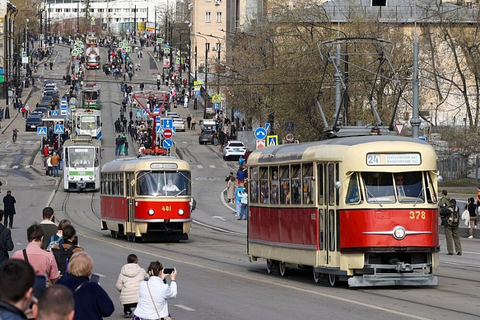 москва, трамваи, парад