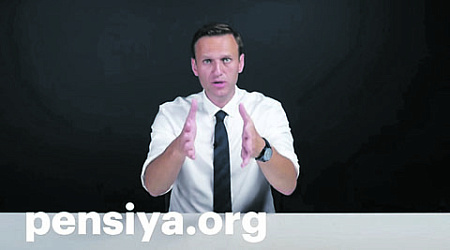 навальный, сайт, троллинг, депутаты, закон, пенсионная реформа