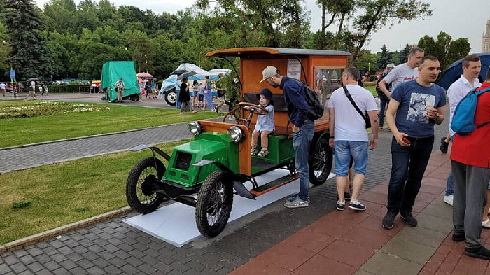 москва, музей транспорта, ретрорейс, фестиваль