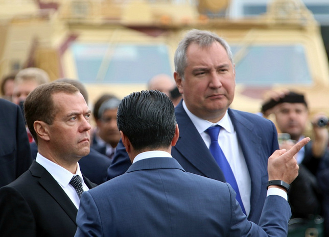 армия, оборона, rae2015, нижний тагил, вооружения, танки, рогозин, медведев