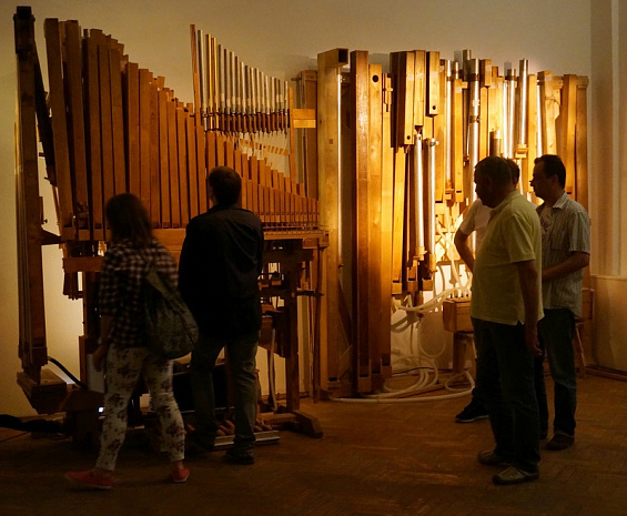 музыка, синтезатор, выставка