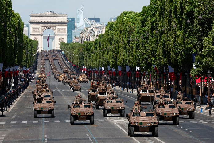 франция, день взятия бастилии, париж, парад