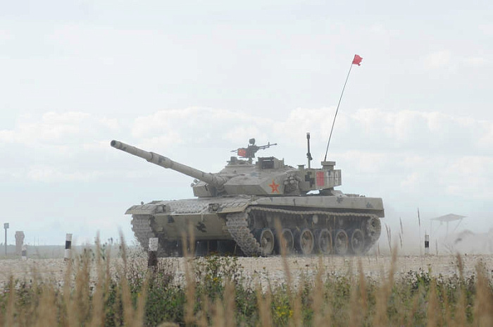 россия, армия, армейские игры, алабино, суворовский натиск, танковый биатлон