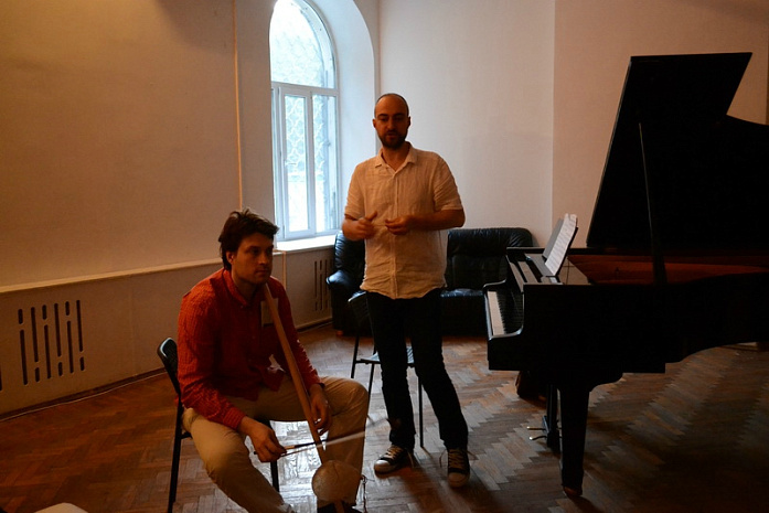 музыка, синтезатор, выставка