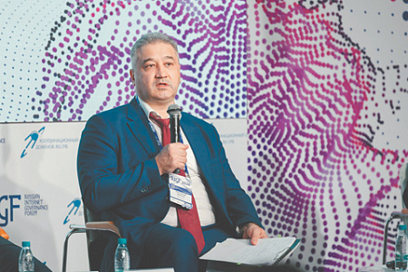 цифровизация, нестабильный интернет, замедление сервисов, кибермошенничество, давление на россию, минцифры