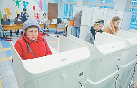 Три думские партии решили твердо выступать за дам