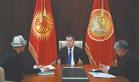 киргизия, дапаров, госуправление, трансформация, единоличное правление