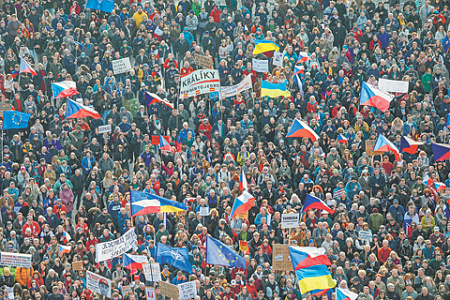 чехия, массовые протесты, закон об иноагентах, принцип финансирования сми, андрей бабиш, премьер, петр павел, президент, идеологические разногласия