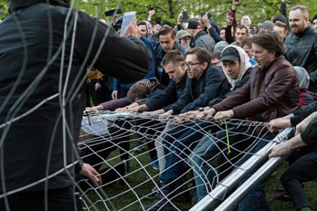 массовые акции, протестная активность, опрос, левада центр