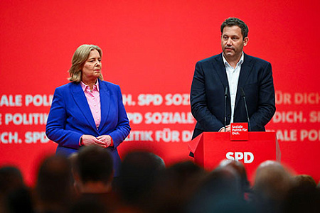 фрг, политика, партия сдпг, кризис, разногласия, рейтинг, хдс хсс, правительство