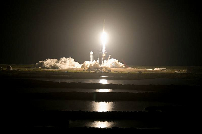 nasa, esa, crew dragon, falcon 9