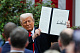 Трамп ввел тарифы против всего мира