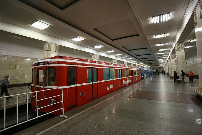 москва, метро, парад, выставка, день рождения