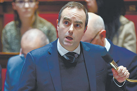 франция, политика, власть, экономика, кризис, байру, лекорню