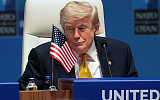 На саммите НАТО Трамп отвернулся от России и Ирана...