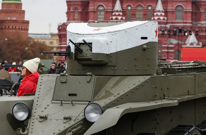 россия, москва, красная площадь, город живых историй, экспозиция, история, парад