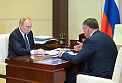 Президент выслушал отчет о работе по <b>восстановлению</b> Донбасса...