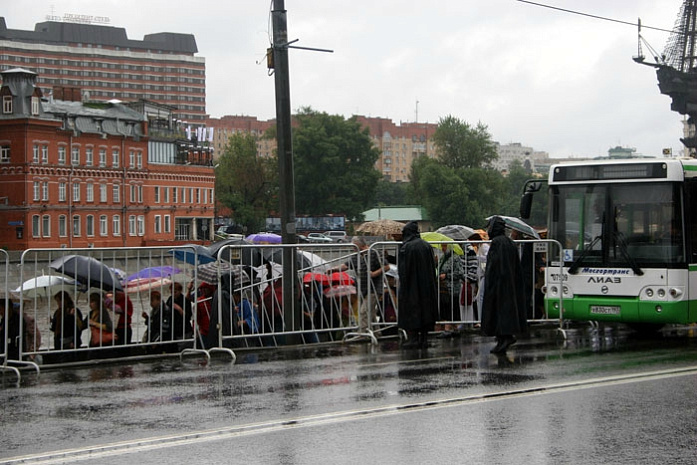 крест, паломники