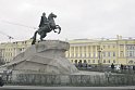 В поисках властного баланса