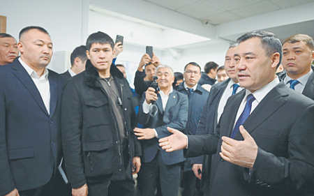 киргизия, спикер парламента, визит в турцию, избирательная кампания, правовая коллизия, жапаров, ташиев