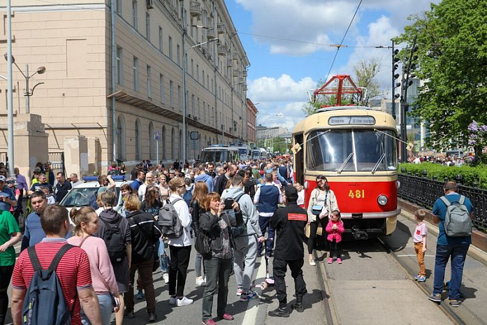 москва, парад, ретро, трамваи, автомобили