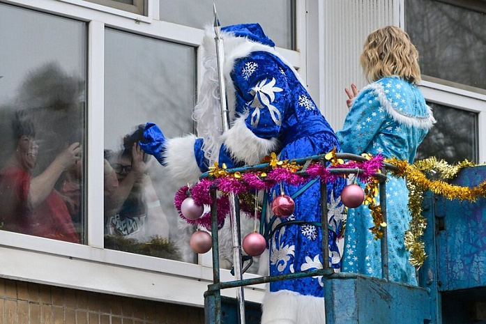 россия, москва, новый год, дед мороз, десант, детская больница