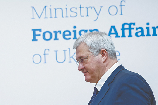 Украинский МИД задумали превратить в силовое ведомство