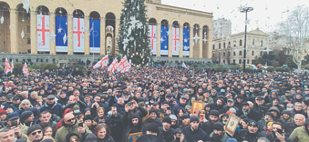 грузия, тбилиси, церковь патриарх илия II, скандал, икона, сталин, оппозиция, политика, вера, традиции, россия, святыни, закон