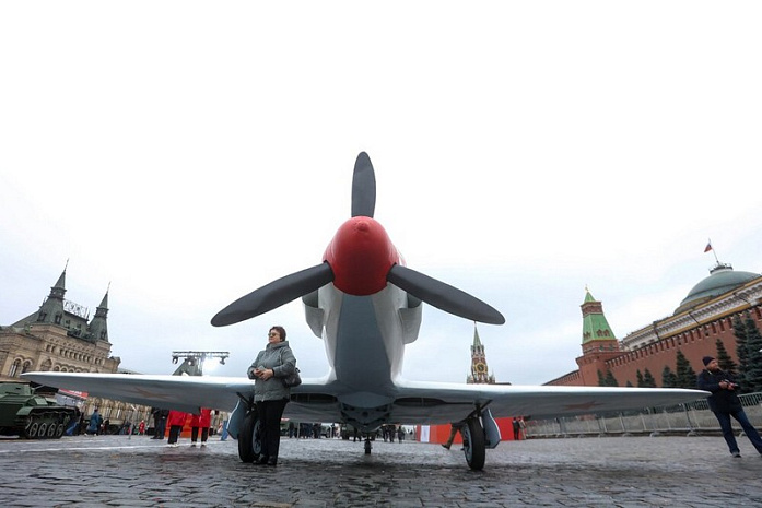 россия, москва, красная площадь, город живых историй, экспозиция, история, парад