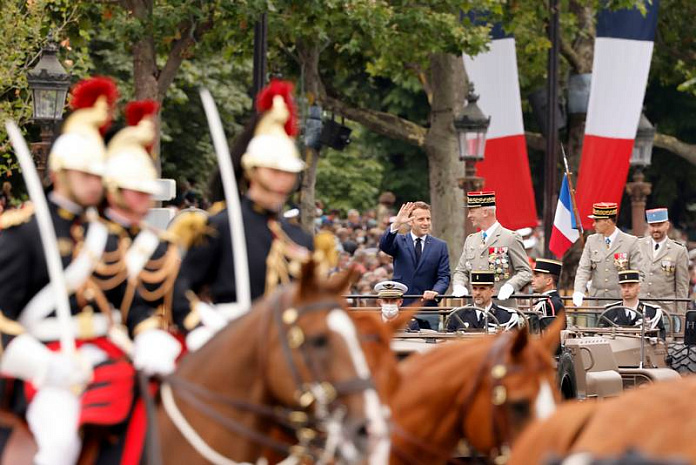 франция, париж, парад, день взятия бастилии