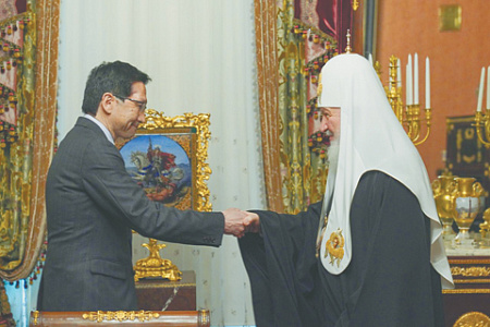 патриарх кирилл, посол японии