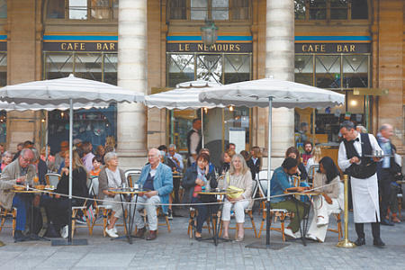 франция, парламент, бюджет, макрон, отмена пенсионной реформы, вотум недоверия кабмину